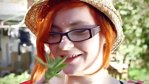 Chas backpacknokility a strip string of sex video