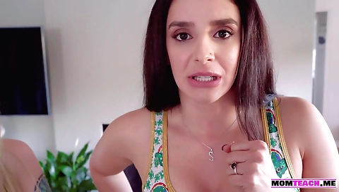 Hawt sweetheart has the perfect fuck by crossdres-manu