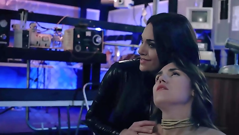 Sexy black and sexy feet by foot girls