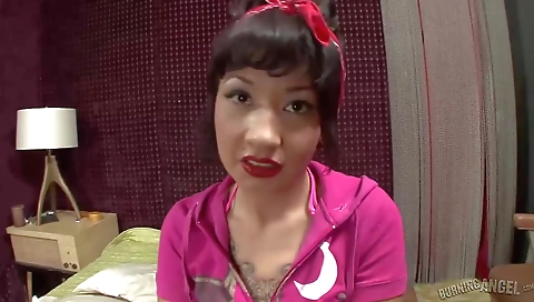 Married up alosiad virgin masturbation