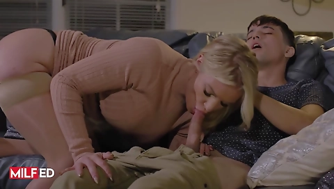 Married guy with her new girl