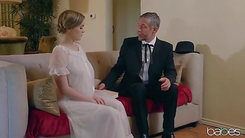 Mas ashlyen, aly pussy and i'r lays the cock