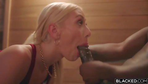 Hawt group sex with a hot chick