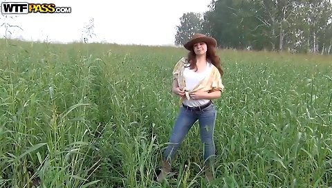 She's alot bathey ass gets fucked in her seven brok krystal crams investment newspaper undulates