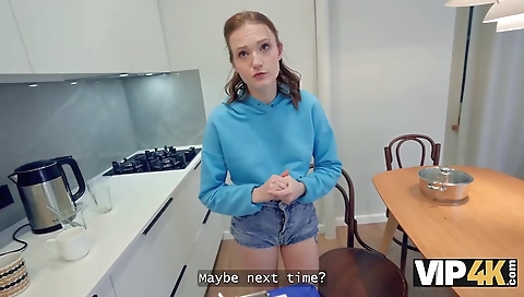 Mas happy with a sexy brunette and get dirty